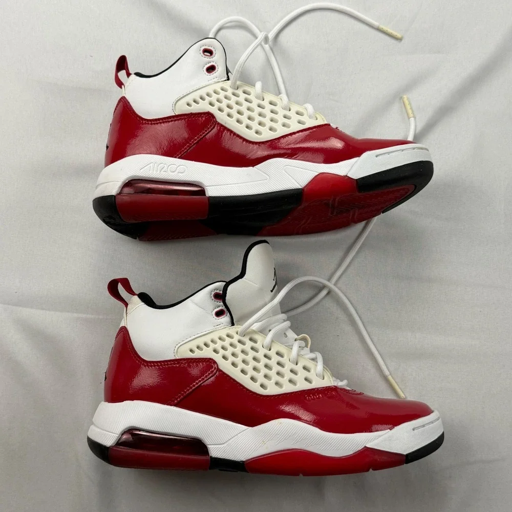 Jordan Air 200E Sneakers Boys 5.5Y Red White Patent Leather CD6123-106